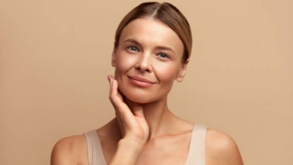Para peneliti dari Kinsey Institute menemukan bahwa meskipun frekuensi masturbasi menurun setelah menopause, sebagian besar wanita usia 40 hingga 65 tahun masih mengalami orgasme dengan kualitas dan frekuensi yang sama seperti saat mereka lebih muda.