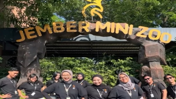 Jember Mini Zoo (IG Jember Mini Zoo)
